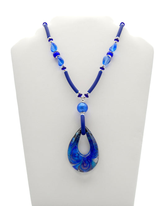 Collana con anima d'acciaio e caucciù con Pendente - Blu con foglia argento - Rossi e Rossi - Bottega Rossi e Rossi